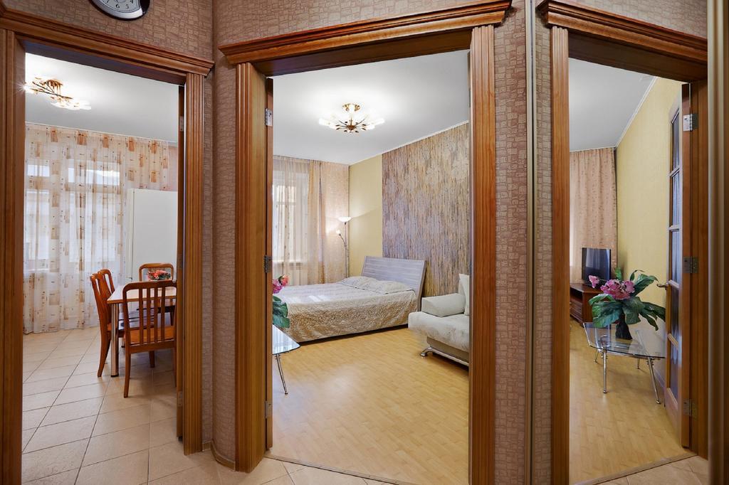 Kvart Hotel Nadezhda トムスク 部屋 写真